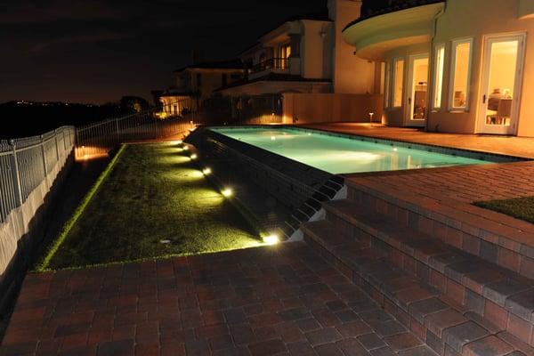 Belgard Cambridge Cobble pool deck and custom stairs.