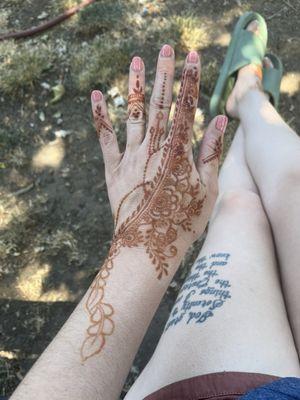 Hand henna design