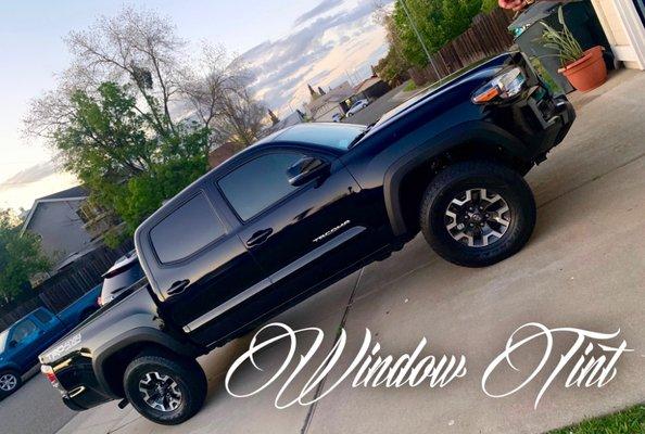 2020 Toyota Tacoma
5% Rear Portion
20% Front Windows