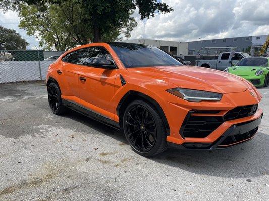 2020 Urus Wrapped In Gloss Orange w/ Gloss Black Trims