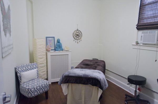 Our Healing Room -- offering Reiki and other modalities.