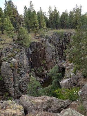 Sept 2020 - dried up, no waterfall, only pools of water but still beautiful