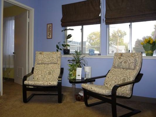 Comfortable waiting room for couples or friends.