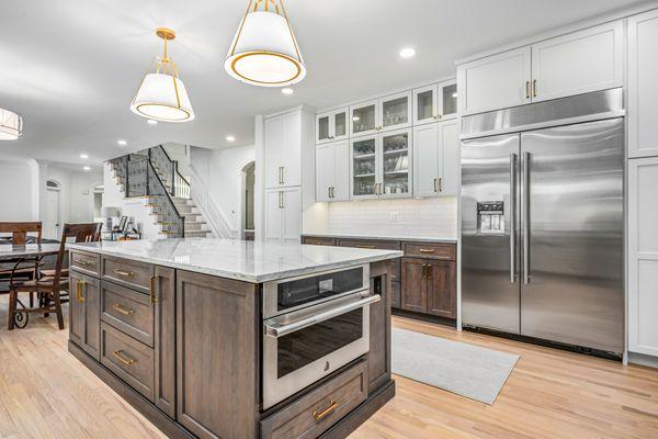 Stylish Kitchen Remodel in Great Falls, VA