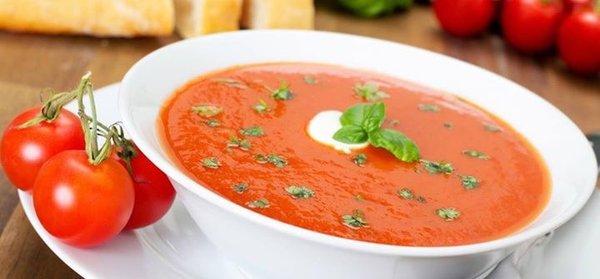 Levant tomato soup