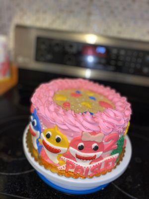 Baby Shark themed Cake!