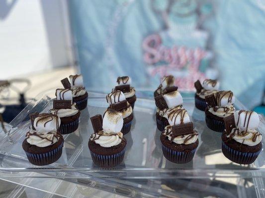 S'mores cupcakes