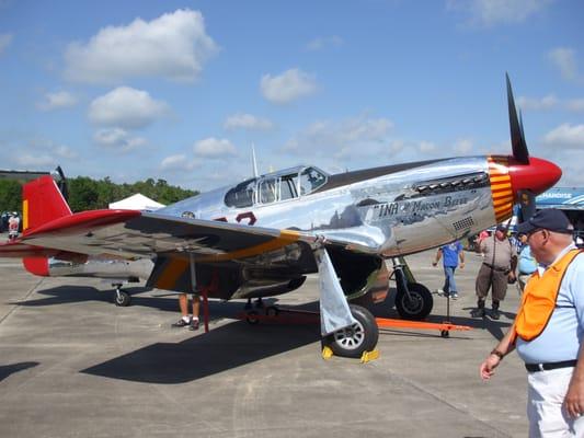 Mustang P-51-C-10-NT "INA The Bacon Belle" NX1204