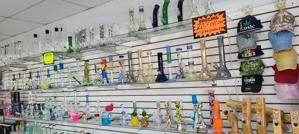 All glass water pipe on sale 20%off at R&M VAPE & SMOKE