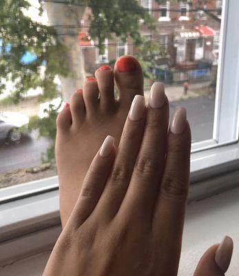 SNS with tip & pedicure