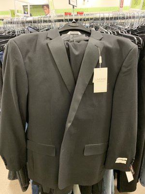 Good tux for the price