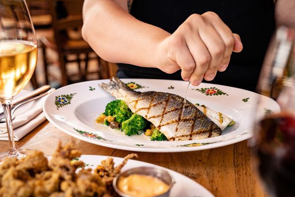 BRANZINO: mediterranean sea bass, chickpeas, broccoli
taggiasca olives, bagna cauda