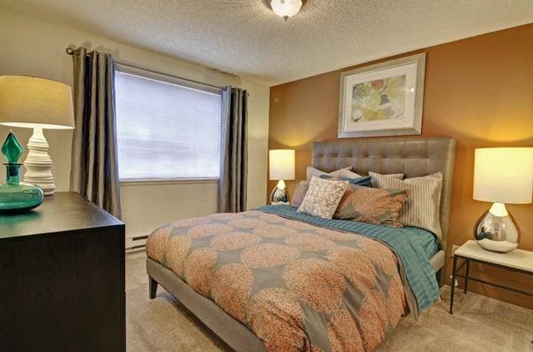 Select your new 1, 2 or 3 bedroom apartment home in Everett at Artesia