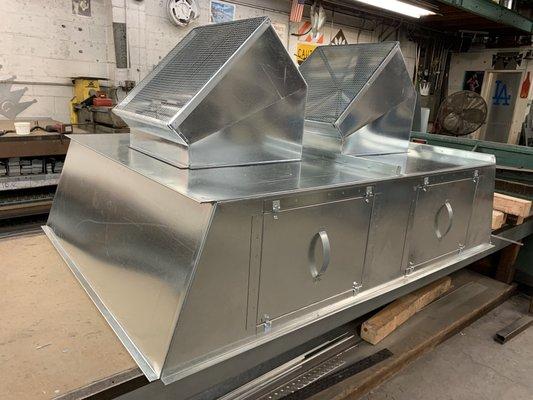 Exhaust hood with removable doors