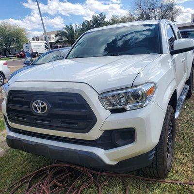 Toyota Tacoma in Tempe Arizona, recieved our mobile detail service! They received an interior detail and exterior detail.