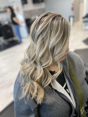 Balayage and babylights convination . By Angie.