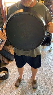 20" Cast Iron Skillet