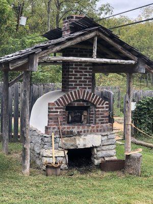 Would love to bake in this oven