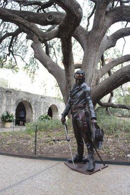 Colonel Travis by James N. Muir on the grounds of the Alamo in San Antonio, TX