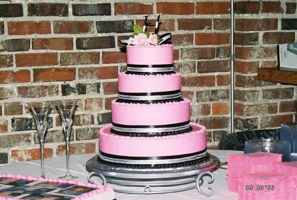 Striking Pink and Black wedding cake.