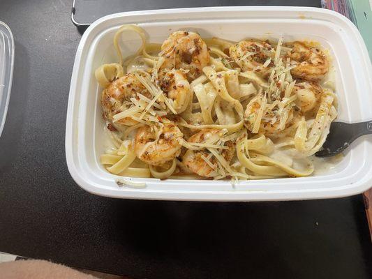 Cajun shrimp Fettuccine with Alfredo Sauce