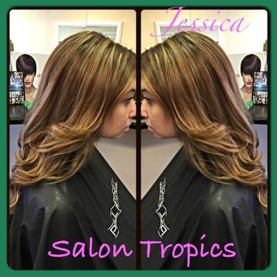 Salon Tropics