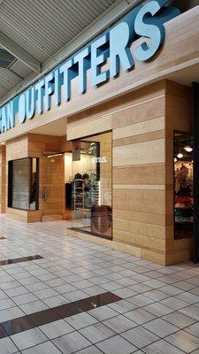 Urban Outfitters - Lynnwood, WA