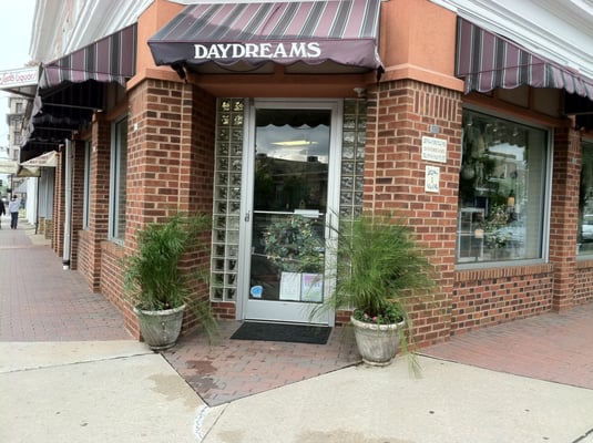 Welcome to Daydreams Gift Shop