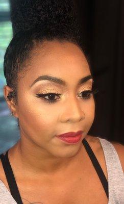 GLAM BEAUTY BY LA BOUCHE