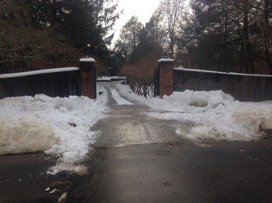 200' driveway once Corgi Snow Service is done.