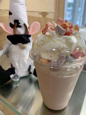 Lucky charms marshmallow milkshake