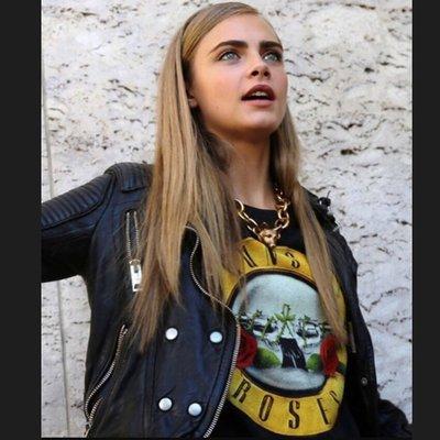 Guns N' Roses tee  worn by Cara Delevingne