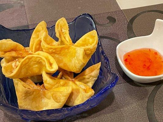 6 Pieces Deep Fried Crab Rangoons