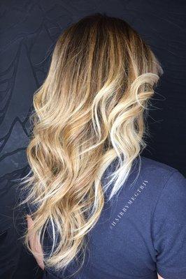 F O I L A Y A G E (balayage w/ foils)