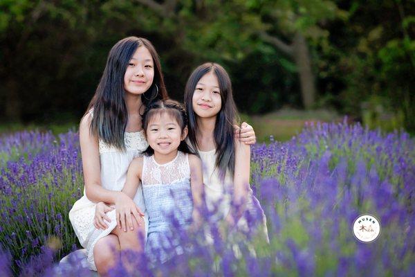 Summer Lavender Farm Outdoor Photo Session