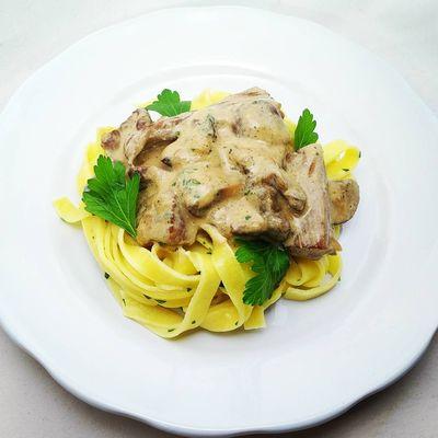 Beef Stroganoff, fresh fettucine.