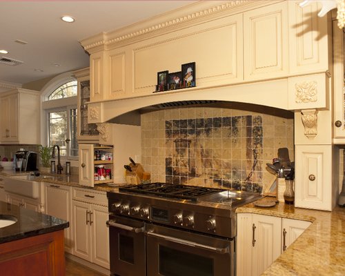 Mantle hood with 6 burner and griddle range