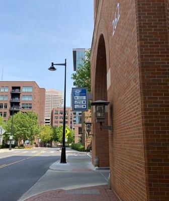 Arena Eye Surgeons, located in The Eye Center in Columbus, Ohio.