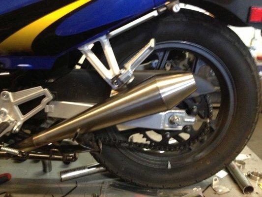 Ninja 250 with 18" fabricator muffler.