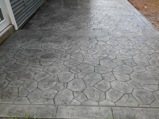 Random stone patio