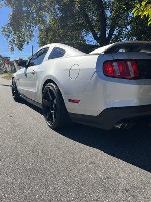 Got this 2012 Mustang looking shiny.