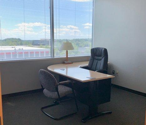 Executive Private Office for Lease: $1,650