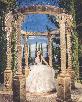 Another beautiful quinceñera at the Castle venue in Mesa.