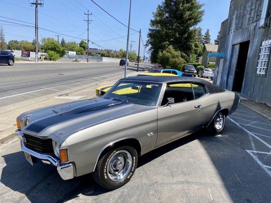 7/25/20 All 3 cars in front are fir sale. Very nice!