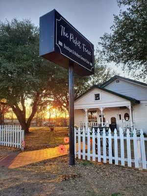 Come visit The Picket Fence in Canton, Texas. You will soon see why we're called a hidden gem in East Texas.