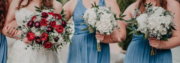 The bouquets were all simply stunning