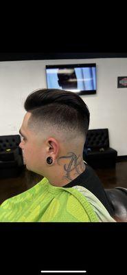 Mid low fade