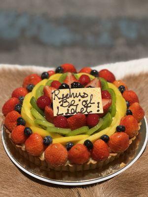 Fruit Tart Cake