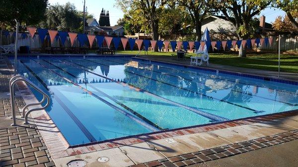 Laurelwood Cabana Club