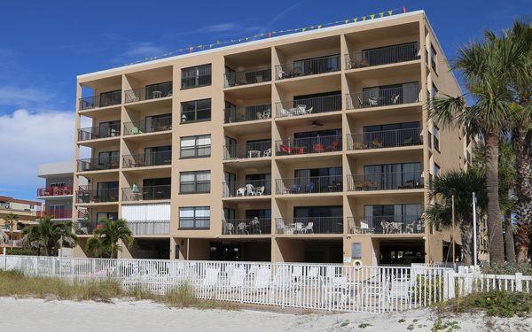 Sandy Shores Vacation Rentals Madeira Beach at John's Pass